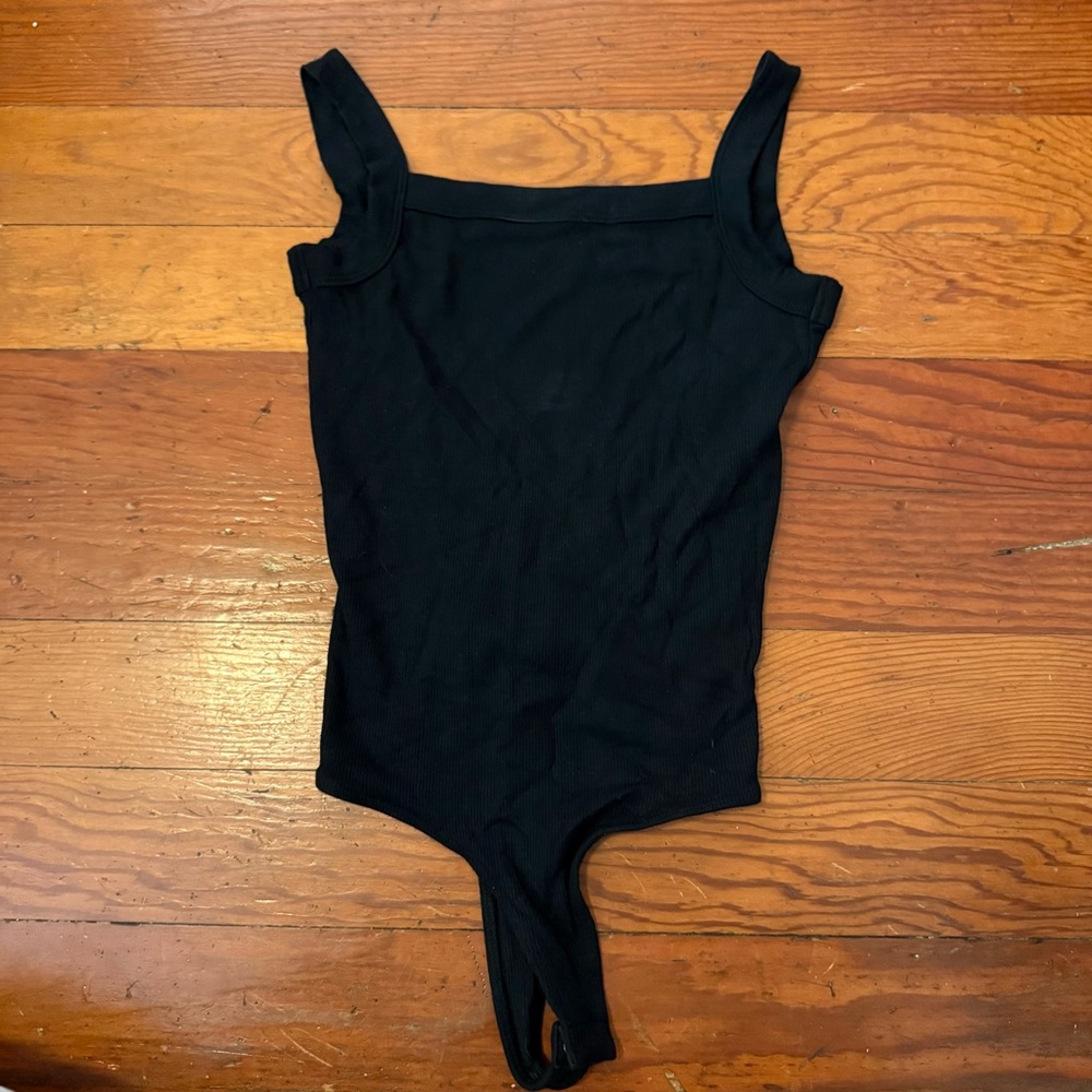 CLYQUE black ribbed body suit